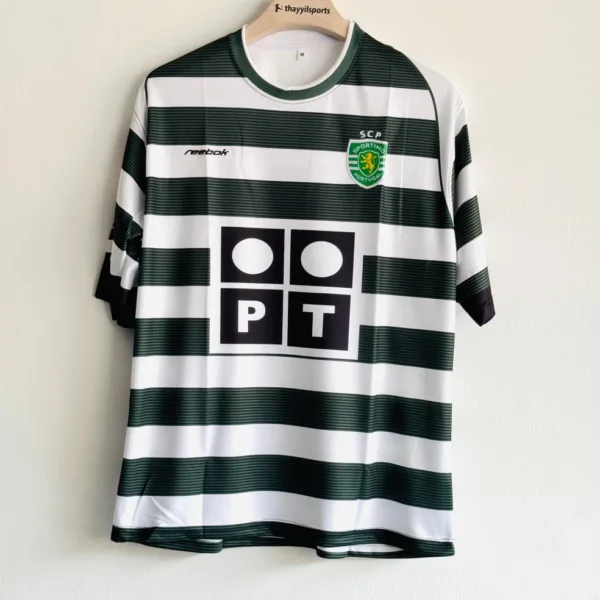 SPORTING 2002-03 HOME KIT FIVESLEEVE EMBROIDERY