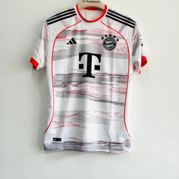 BAYERN MUNICH 25-26 AWAY KIT MULLER