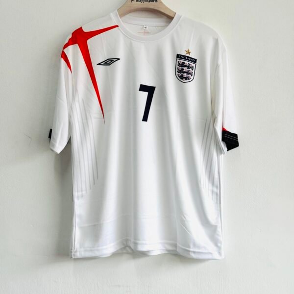 ENGLAND 2006 HOME KIT BECKHAM FIVESLEEVE