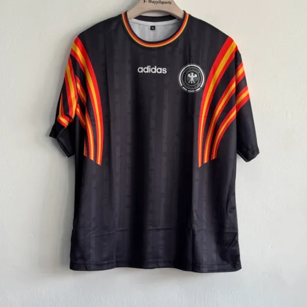 GERMANY BECKENBAUER RETRO KIT FIVESLEEVE