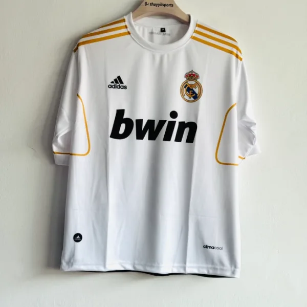 REAL MADRID CHAMPIONS EDITION KIT FIVESLEEVE