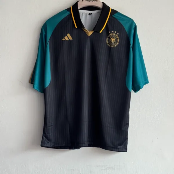 GERMANY 24-25 TRAINING KIT OZIL FIVESLEEVE POLO