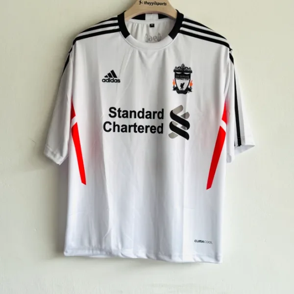 LIVERPOOL 2011-12 AWAY KIT TORRES FIVESLEEVE