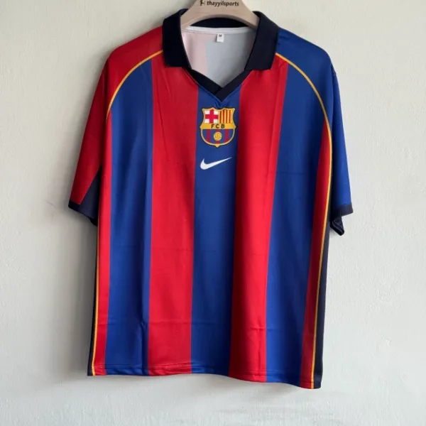BARCELONA 2001-02 HOME KIT DANI FIVESLEEVE POLO