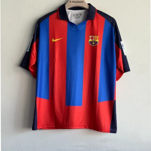 BARCELONA 2003-04 HOME KIT RONALDINHO FIVESLEEVE POLO