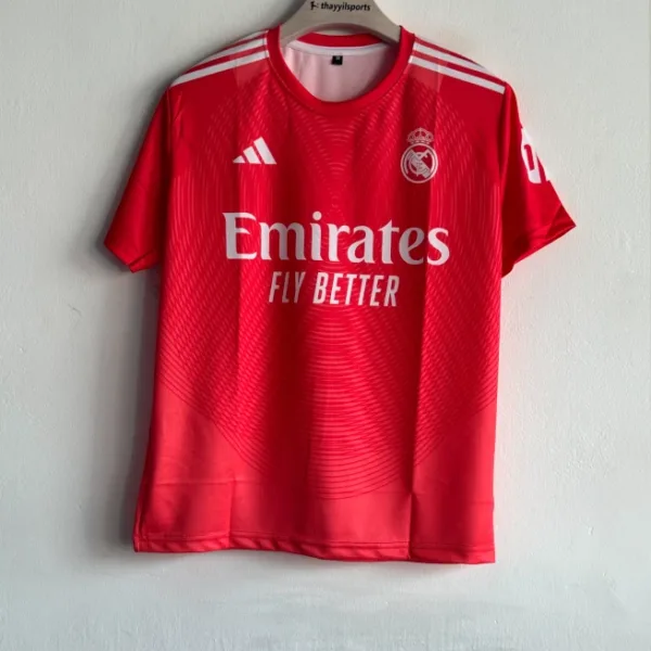 REAL MADRID 25-26 GK KIT COURTOIS