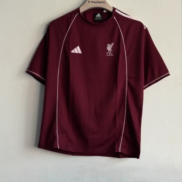 TSHIRT LIVERPOOL RED FIVESLEEVE EMBROIDERY