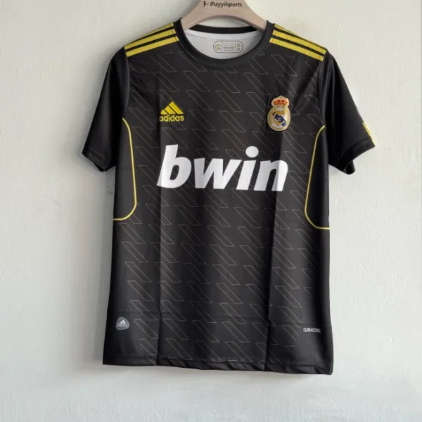 REAL MADRID 2011-12 AWAY KIT RONALDO EMBROIDERY