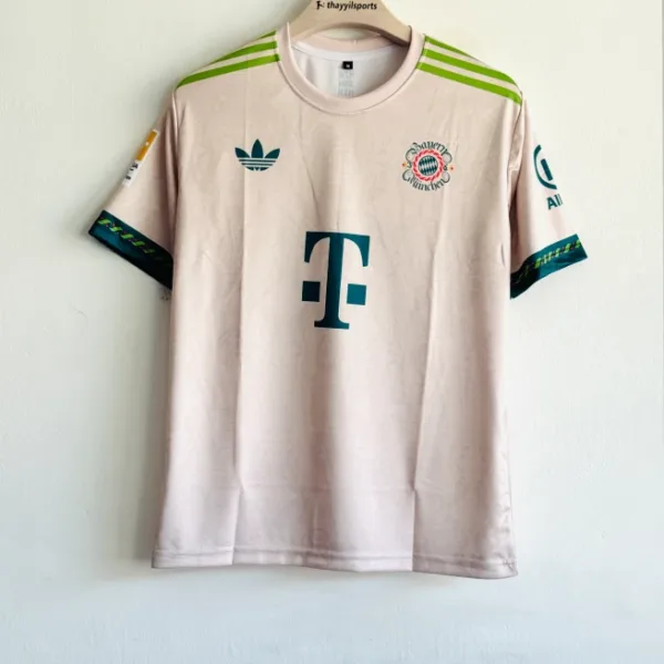BAYERN 25-26 WIESN KIT LUIS DIAZ