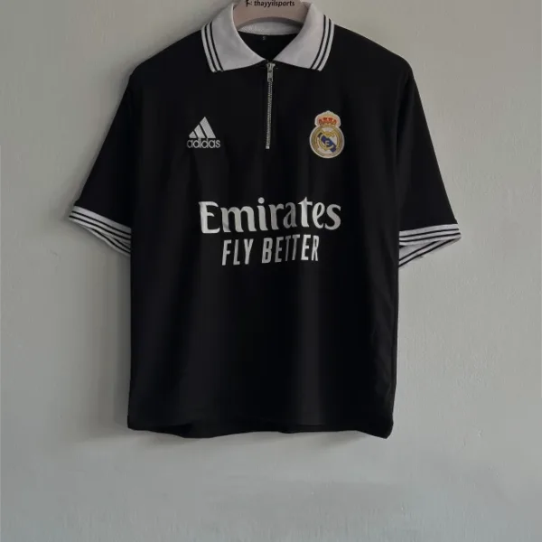 TSHIRT REAL MADRID BLACK FIVESLEEVE POLO EMBROIDERY WITH ZIP