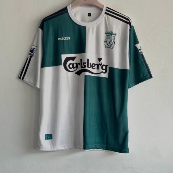 LIVERPOOL 1995-96 AWAY KIT FOWLER FIVESLEEVE