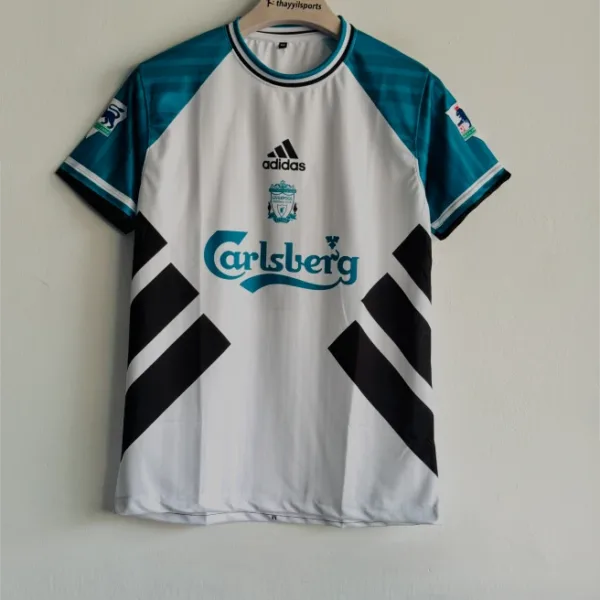 LIVERPOOL 1993-95 AWAY KIT GERRARD