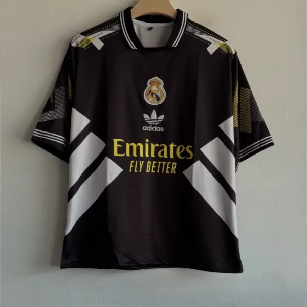 REAL MADRID 25-26 SPECIAL EDITION KIT MARCELO FIVESLEEVE POLO EMBROIDERY