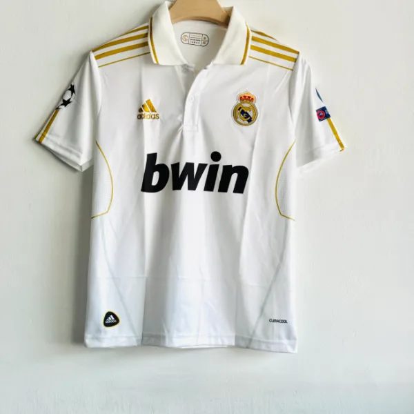 REAL MADRID 2011-12 HOME KIT OZIL POLO EMBROIDERY